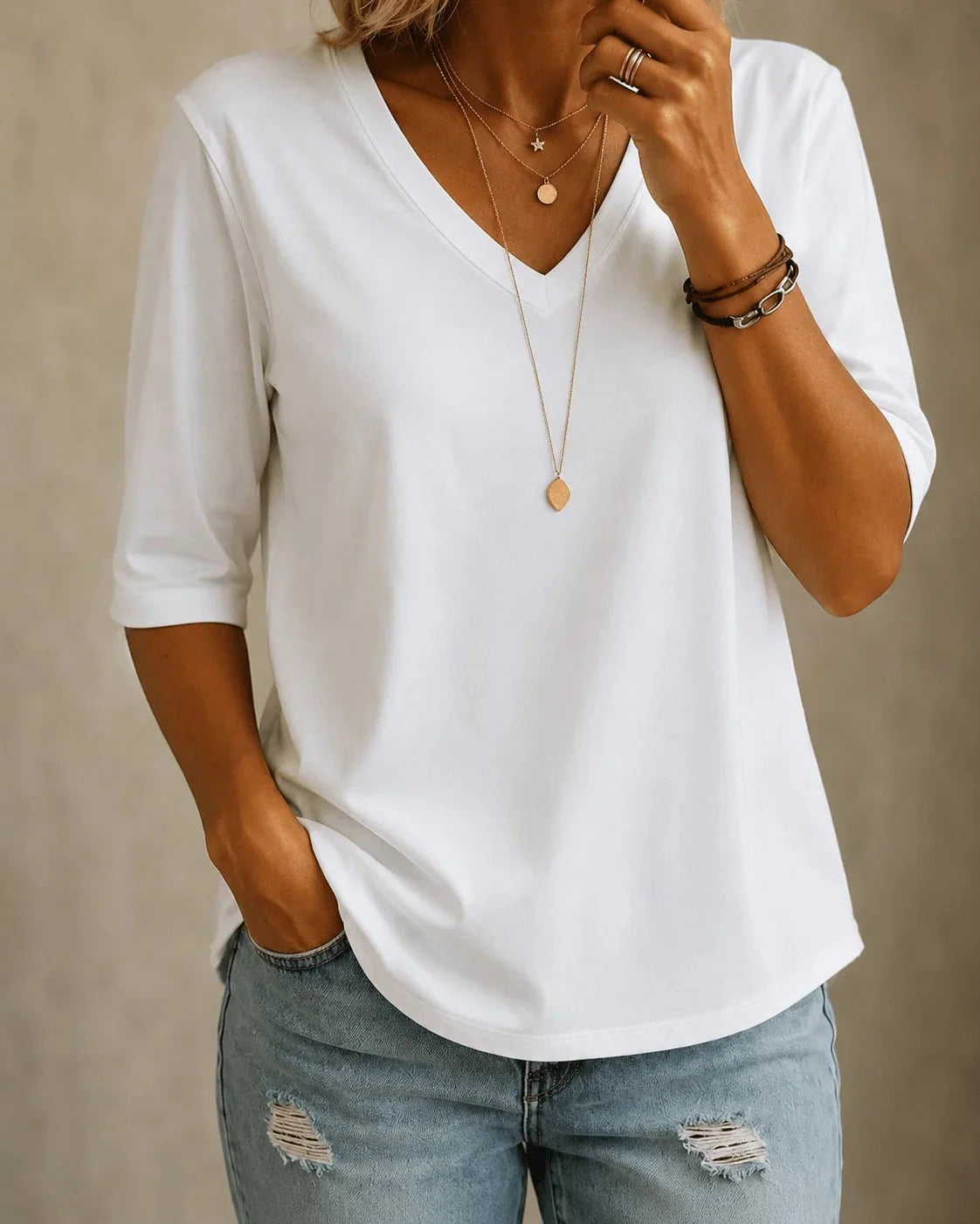 Aurelia | Blusa Clásica Cuello V